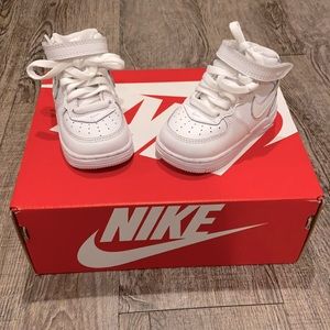 Nike Force 1 Mid Baby/Toddler Gently Loved Size 4C